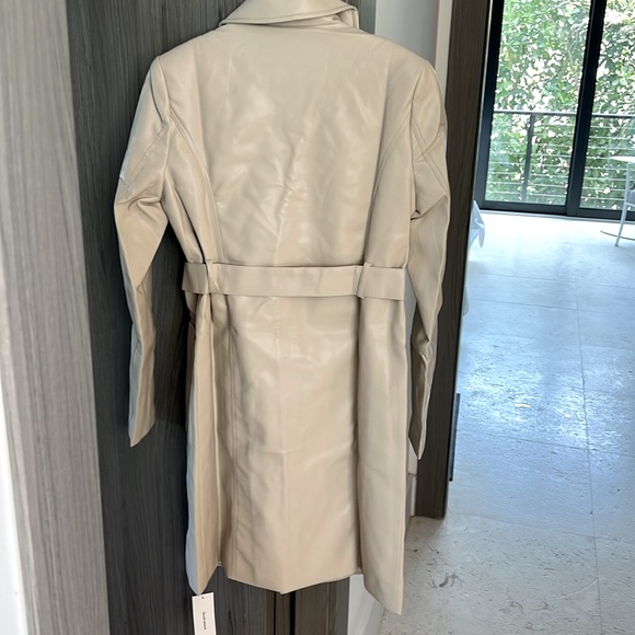 NWT $188 REVOLVE RUMORED Matrix trench coat cream faux leather S - Picture 11 of 12